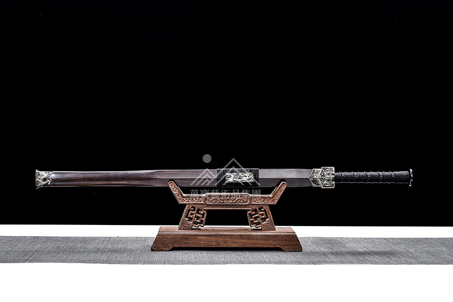 鎏银龙羽汉剑
